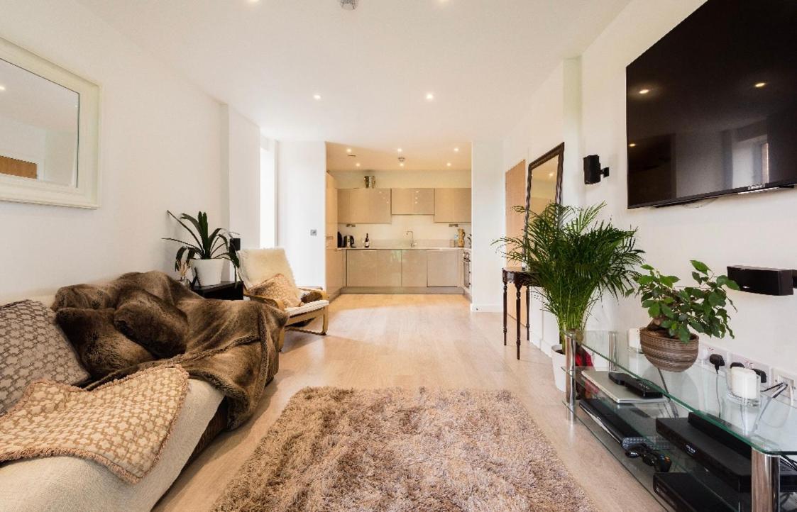 Lovely 2 Bed Apartment 15Mins From Bond St London Exterior photo