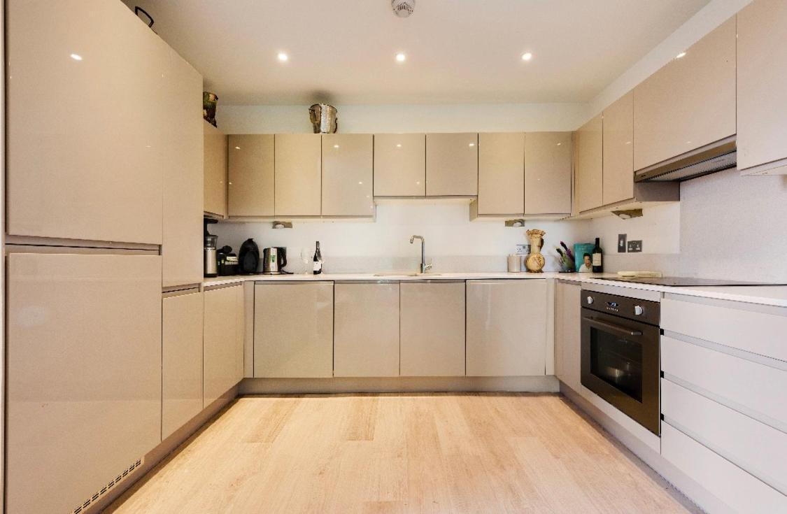 Lovely 2 Bed Apartment 15Mins From Bond St London Exterior photo